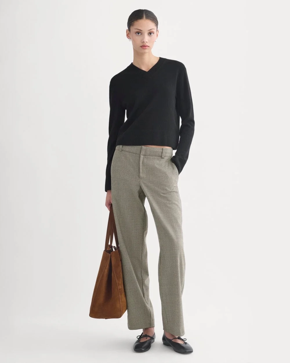 Cashmere Cropped High-V Sweater | Black (2)