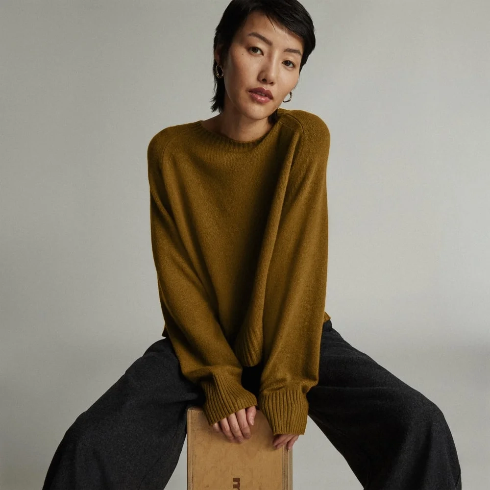 The Cashmere Boxy Crew | Tapenade (2)