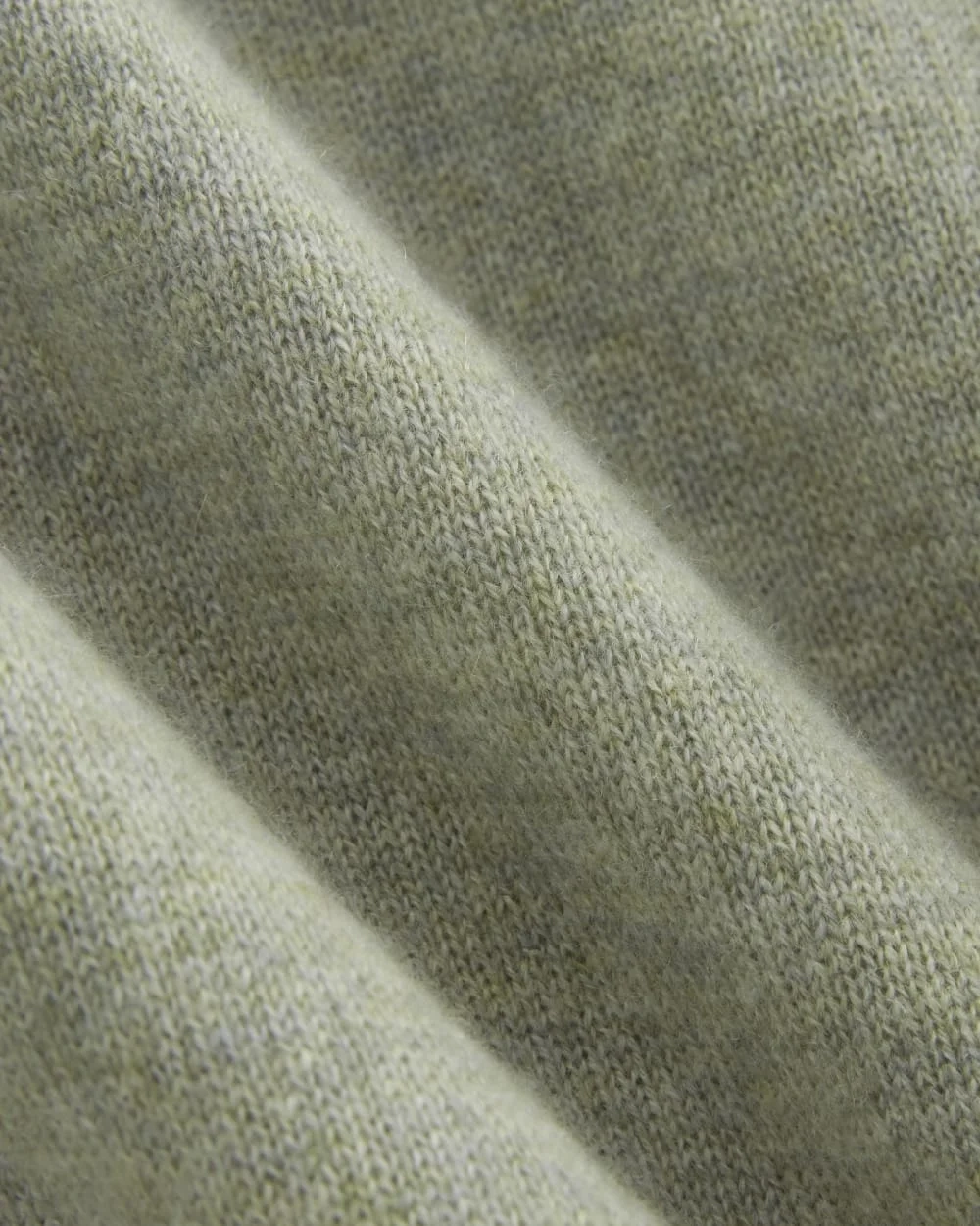The Cashmere Crew | Light Heathered Moss (2)