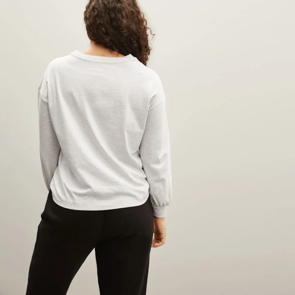 The Organic Cotton Long-Sleeve Tee |  Heathered Grey (2)