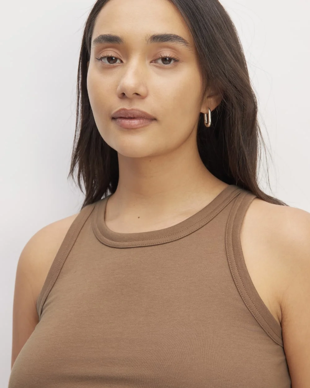 The Tank in Essential Cotton | Carob Brown (2)