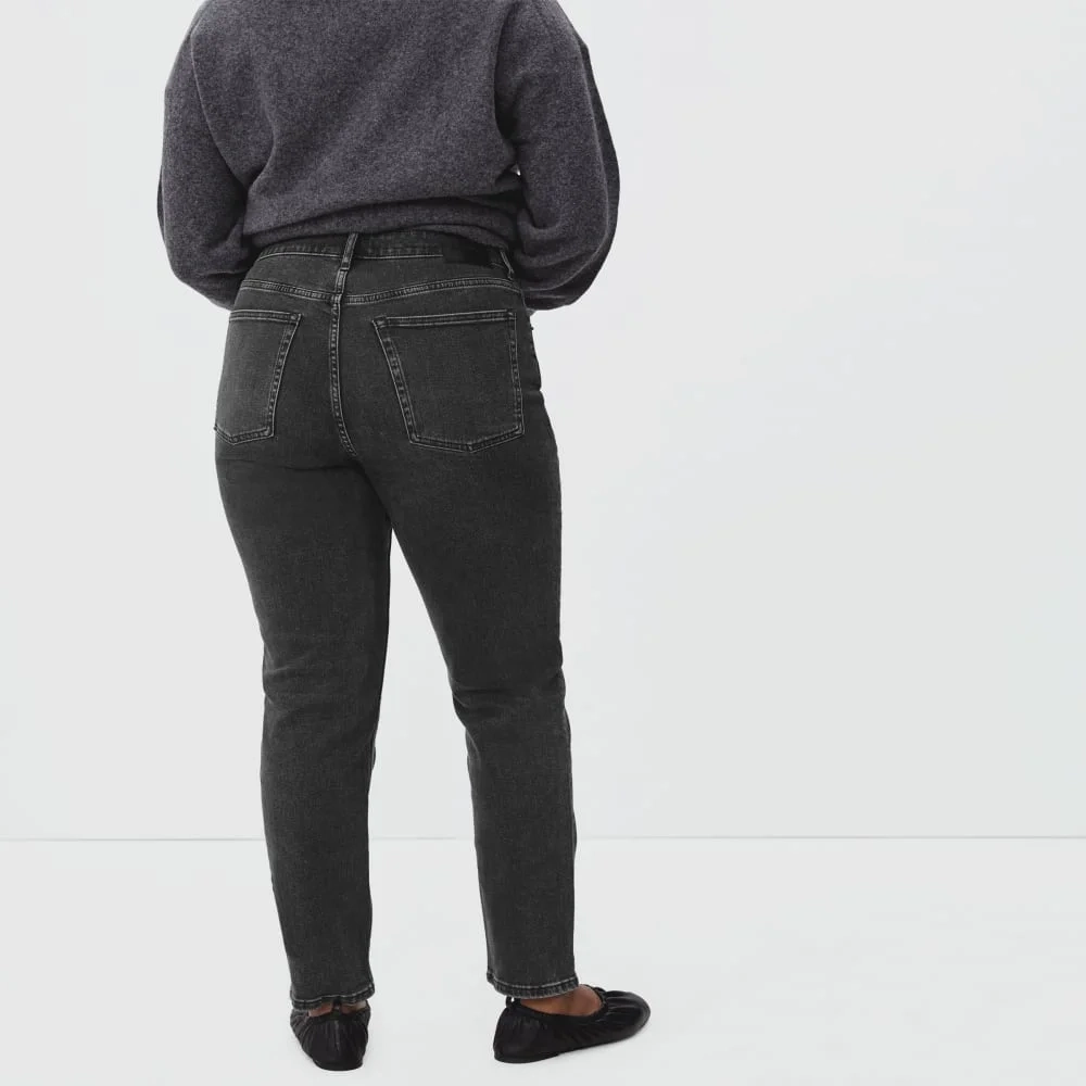 The Curvy Cheeky® Straight Jean | Washed Black | 28.5" Inseam (2)