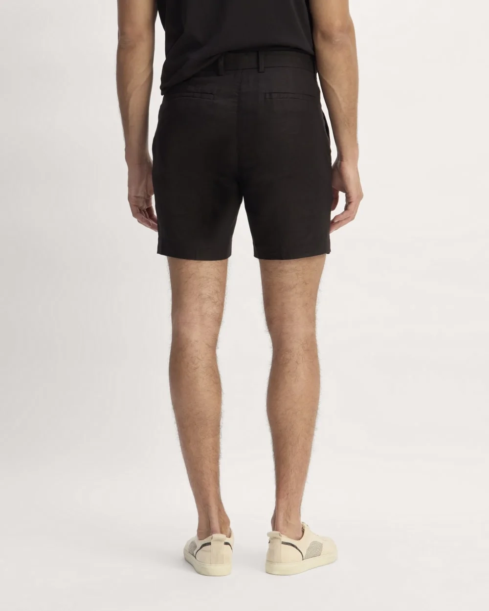 The 7" Linen Trouser Short | Black (2)