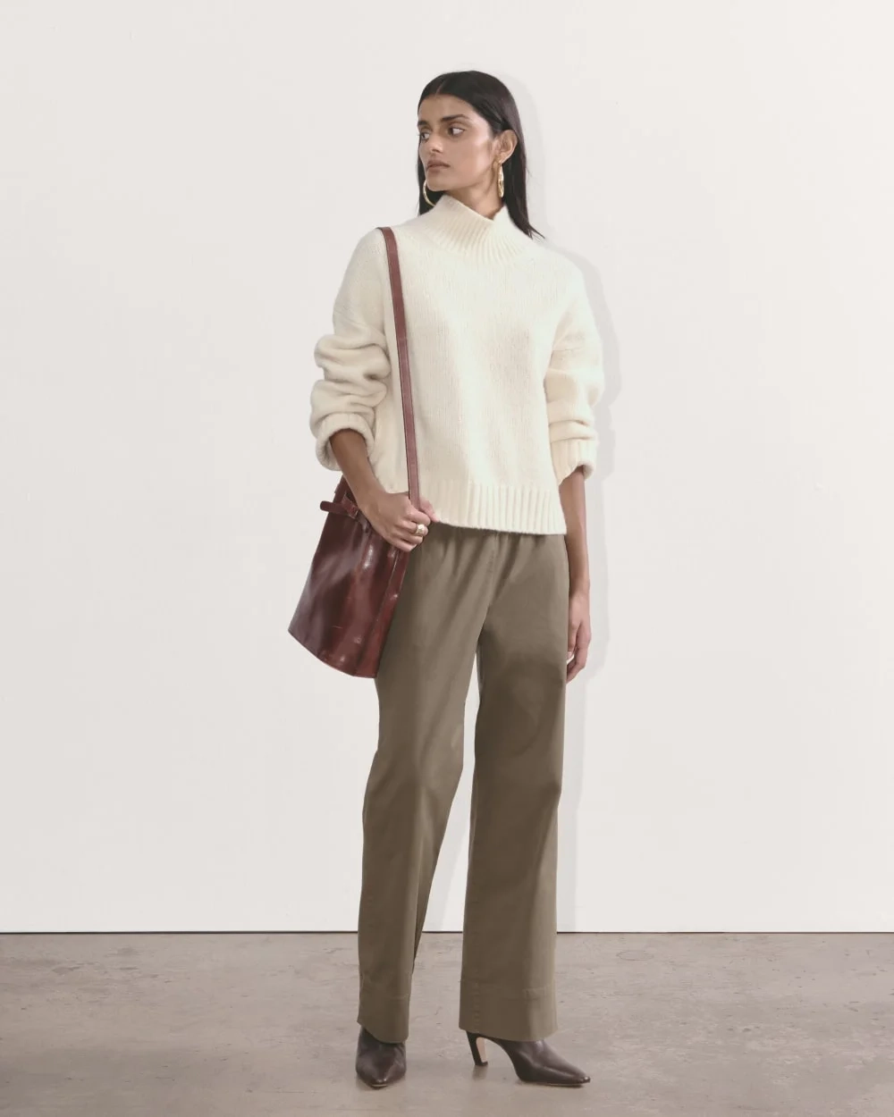 The Cloud Oversized Turtleneck | Bone (2)
