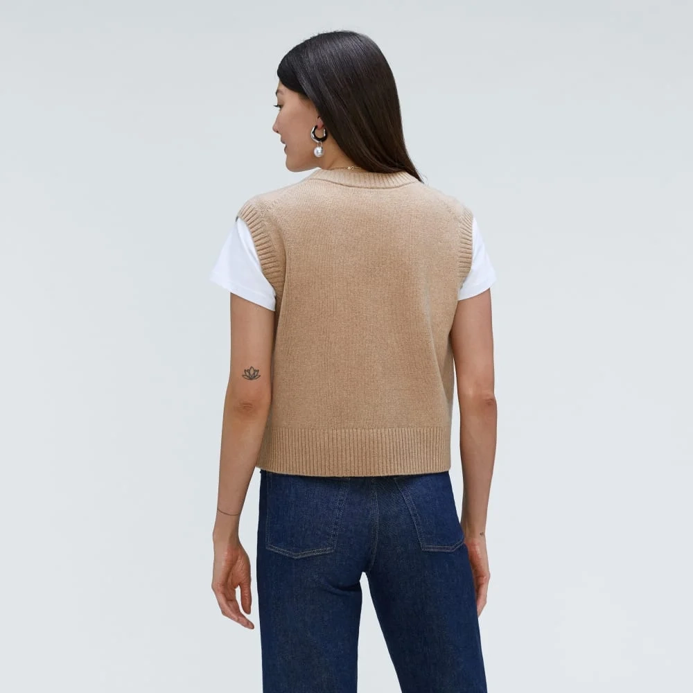 The Cashmere Vest | Light Camel (2)