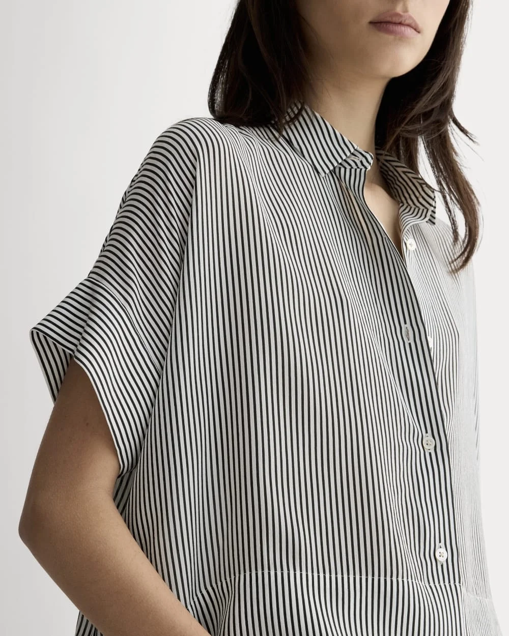 The Boxy Shirt in Washable Silk | Black Micro Stripe (2)