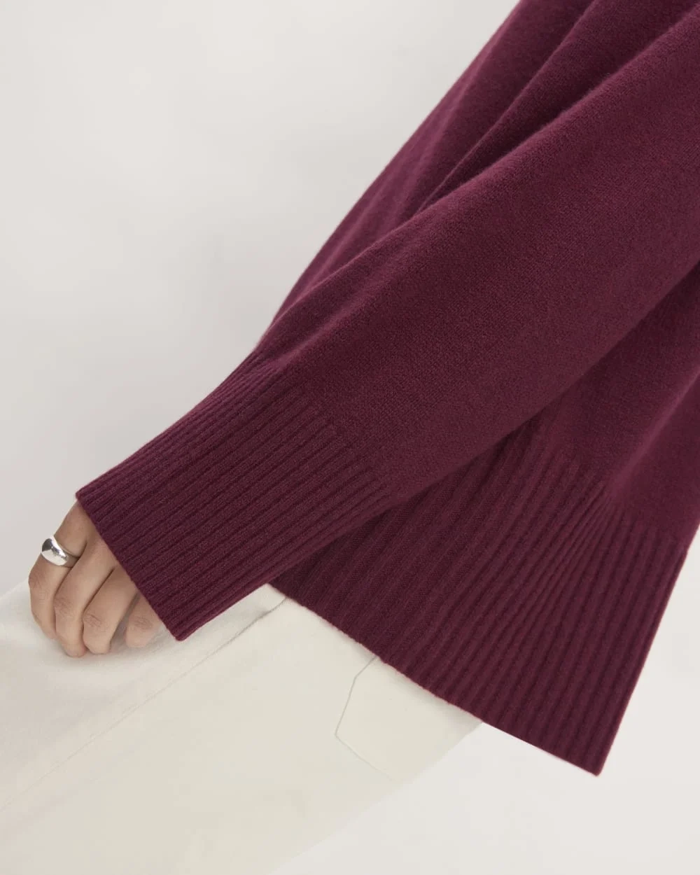 The Cashmere Oversized Turtleneck | Brandy (2)