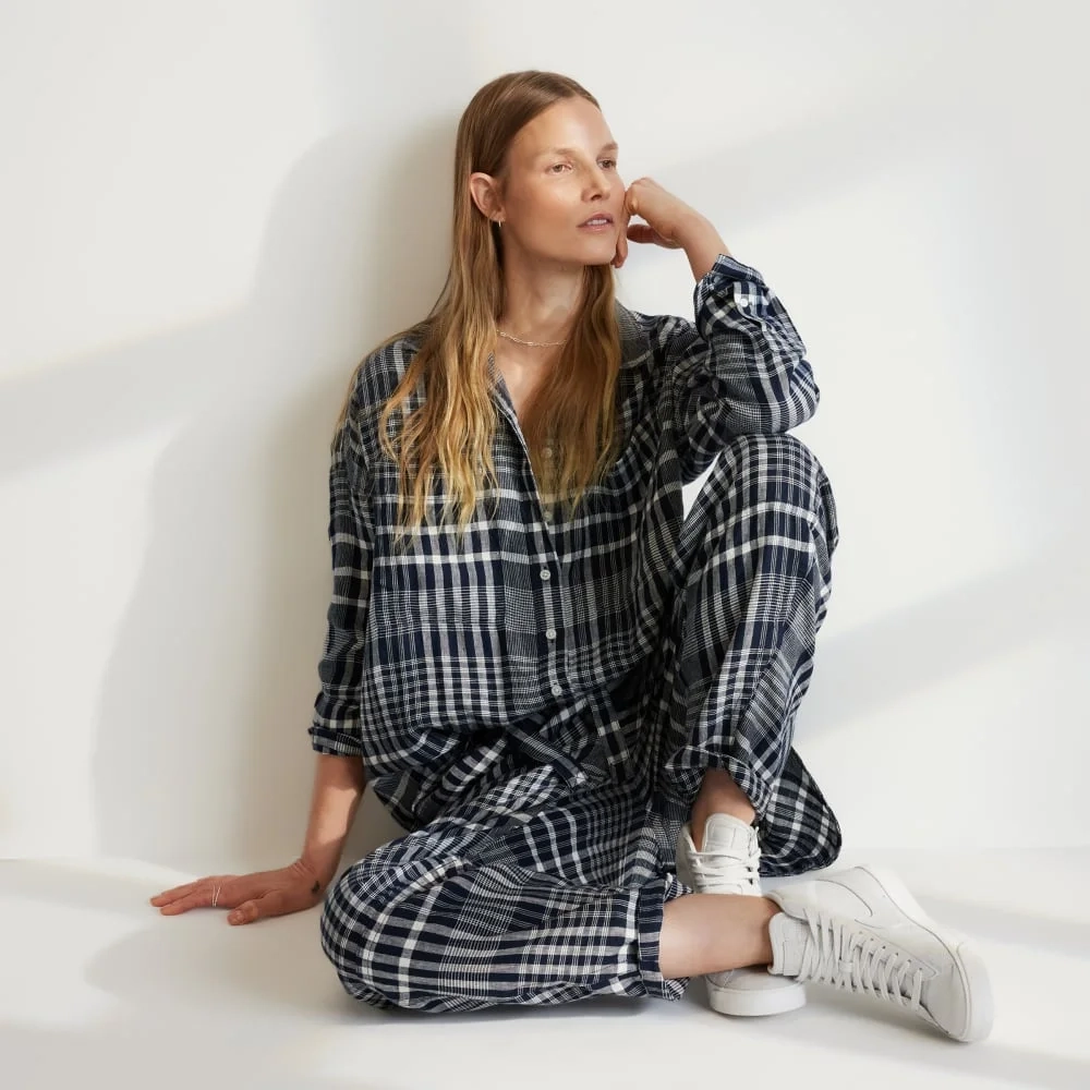 The Way-Long Linen Shirt | Canvas Tan / Navy (2)