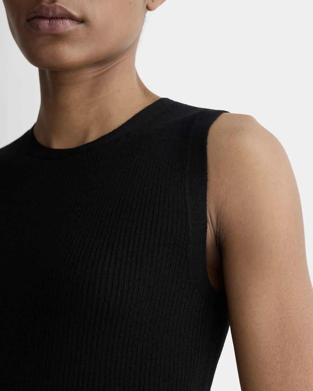 The Tank in Ultrasoft Merino | Black (2)