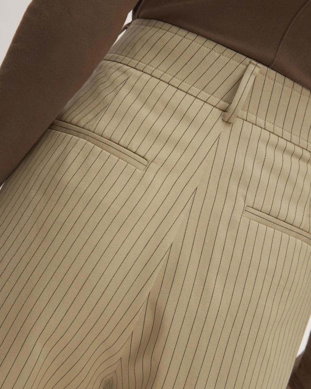 The Draper Tapered Pant in Buttersmooth | Cornstalk / Black (3)