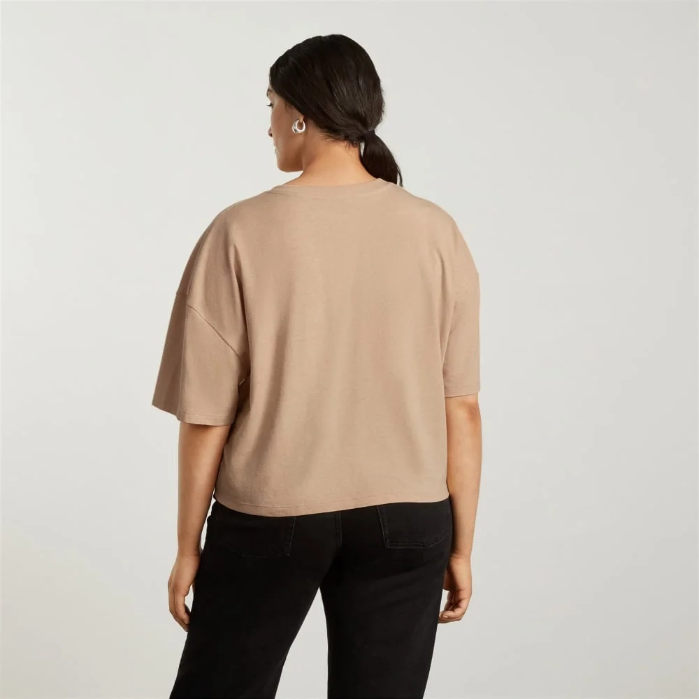 The Vintage Henley Hemp Tee | Hazelnut (2)