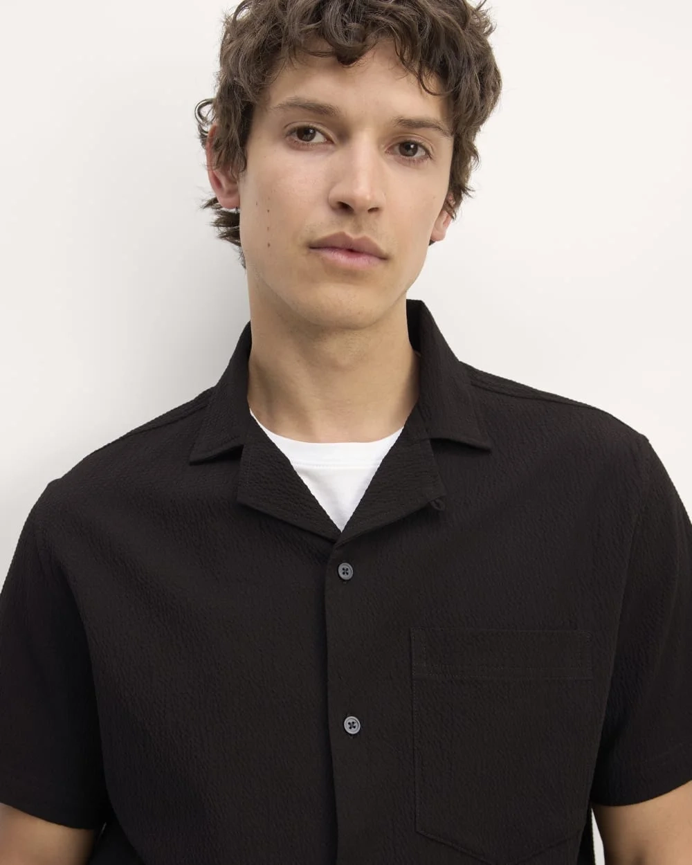 The Seersucker Short-Sleeve Shirt | Black (2)