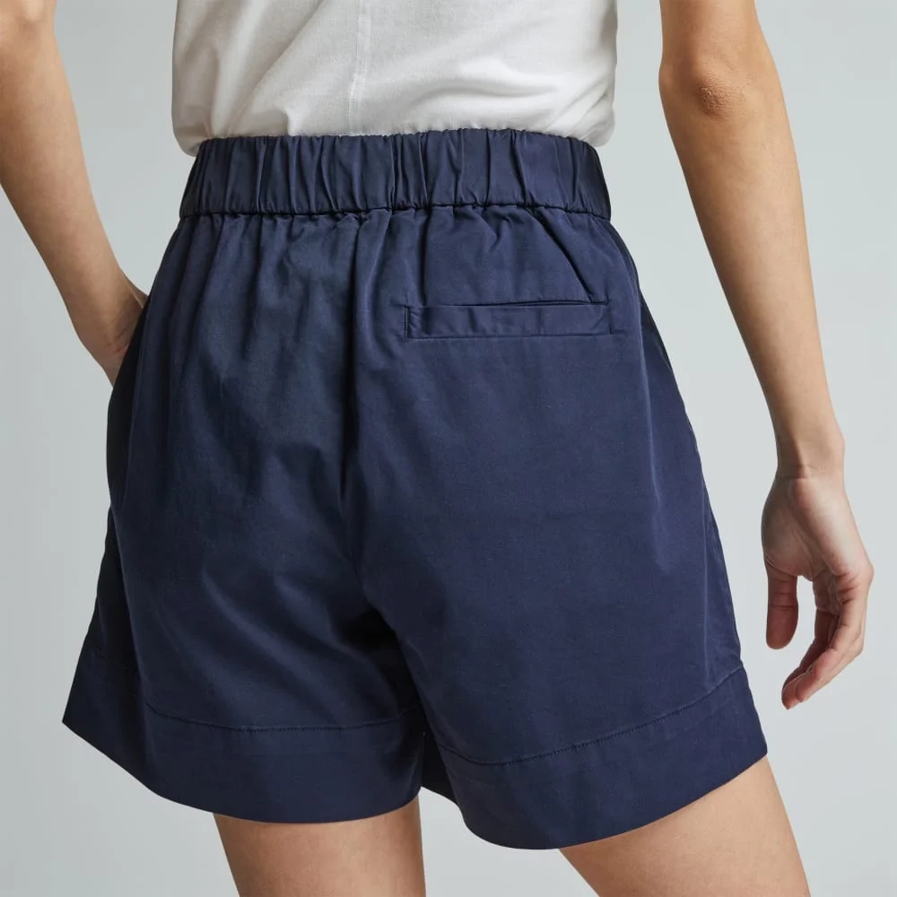 The Easy Short | Navy (2)