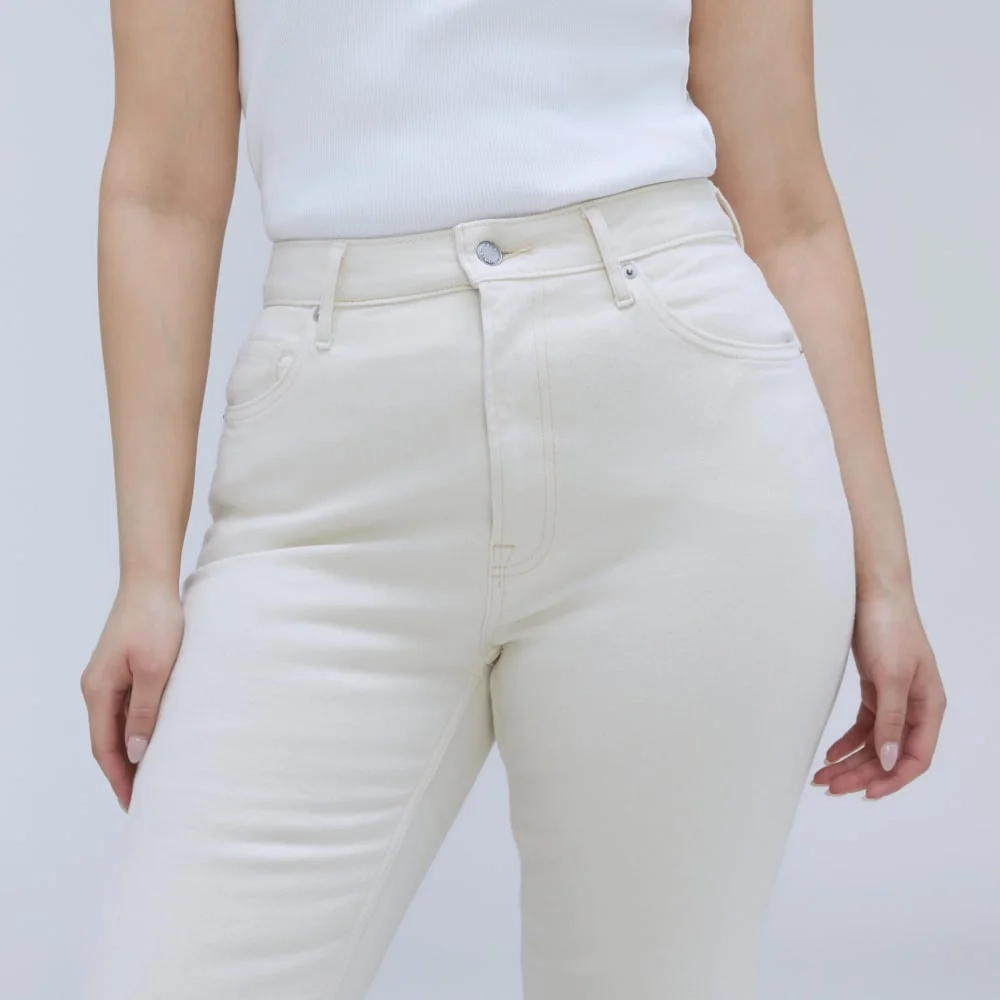 The Cheeky Hourglass Jean | Ecru | 26.5" Inseam (2)
