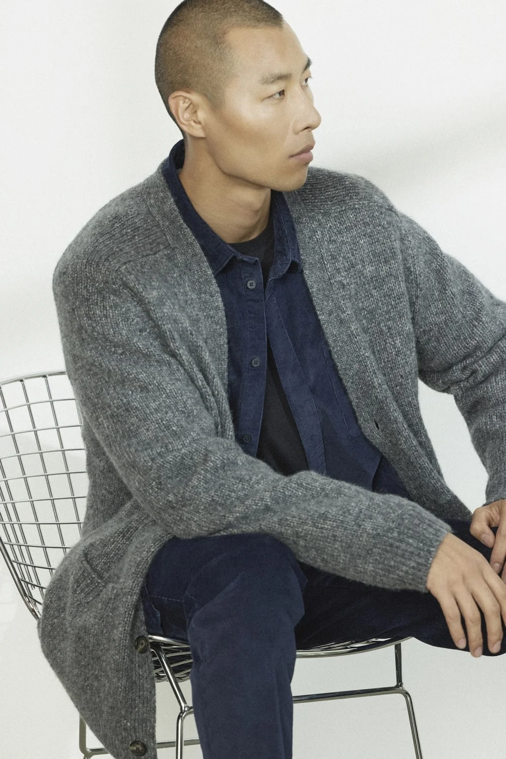 The Cloud Relaxed Cardigan | Heathered Dark Charcoal (3)
