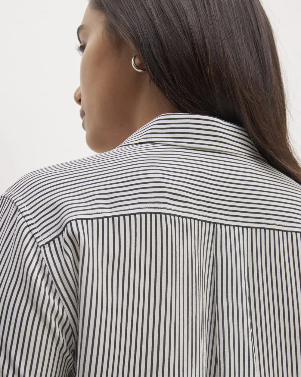 The Utility Shirt in Washable Silk | Black / White (2)