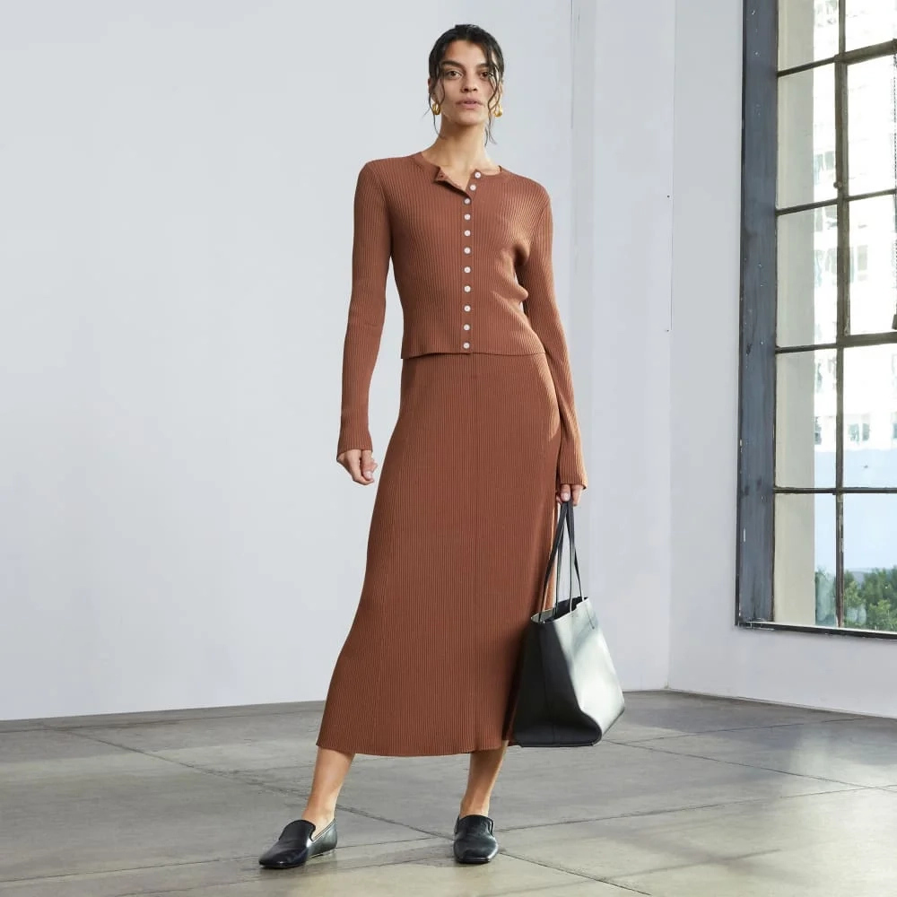 The Ribbed Knit Skirt | Cocoa Brown (3)