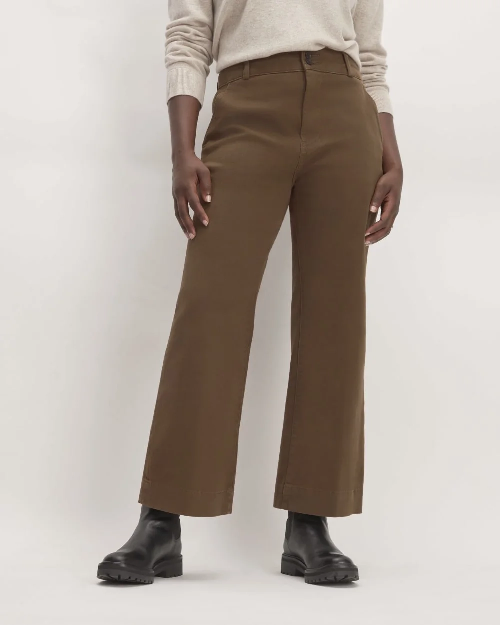 The Organic Kick Flare Pant | Cocoa (2)