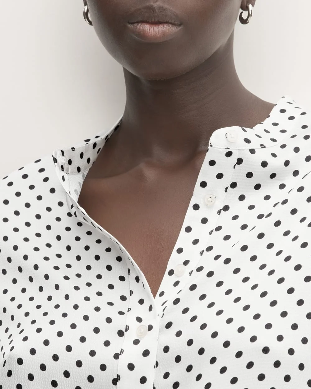 The Hammered Satin Popover Shirt | Bone / Black Polka Dot (2)
