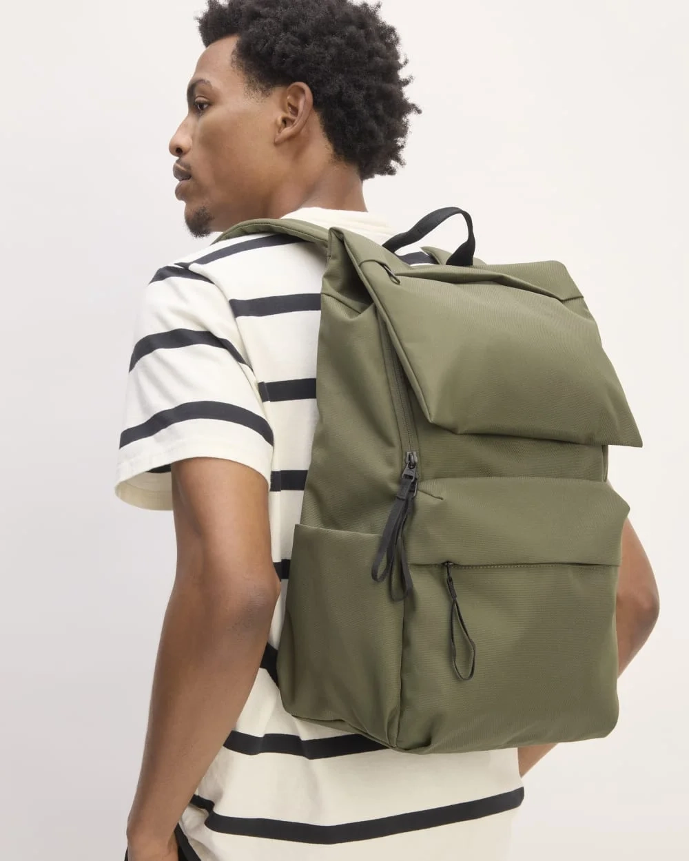 The ReNew Transit Backpack | Kalamata (4)