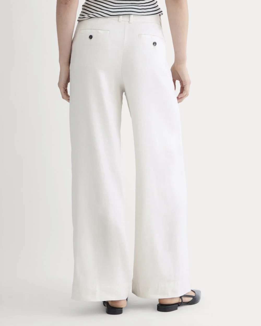 The Wide-Leg Pant in Stretch Linen | Natural Chambray (2)