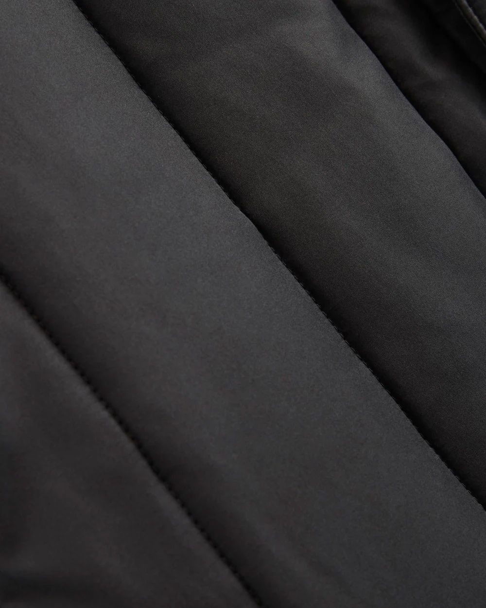 ReNew Vertical-Quilted Jacket | Black (2)