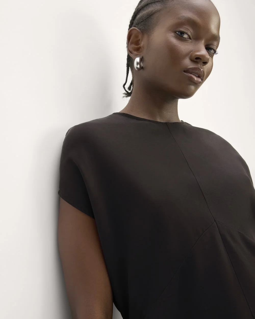 The Drape Top in Butterlite | Black (2)