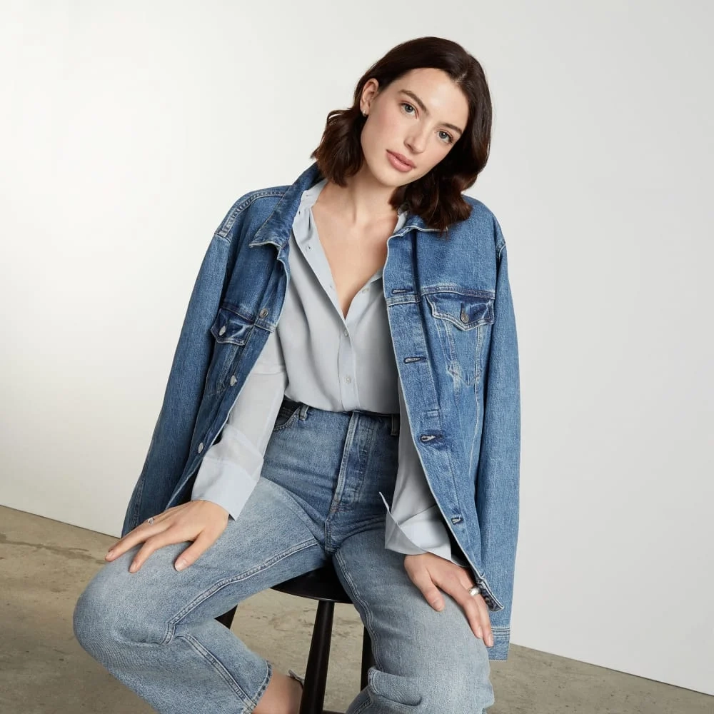 The Must-Have Shirt in Washable Silk | Sky (2)