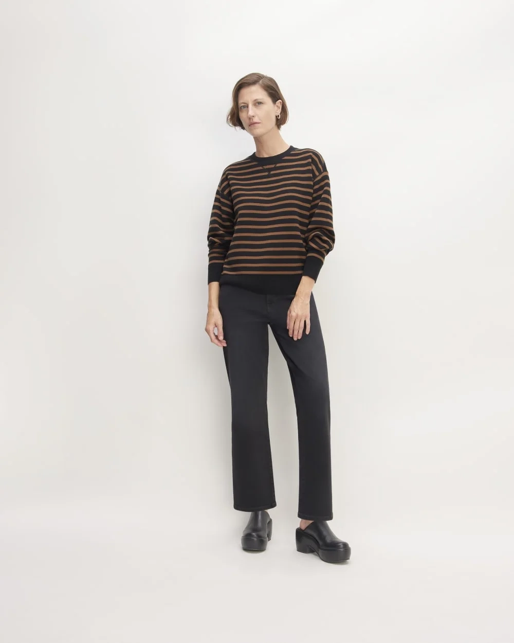 The Cotton-Merino Sweatshirt | Black / Dark Camel (2)