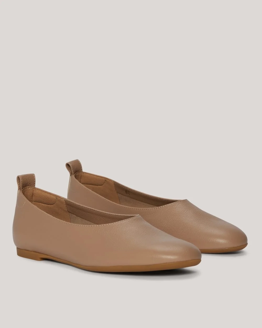 The Day Glove in Narrow Fit | Tan (2)