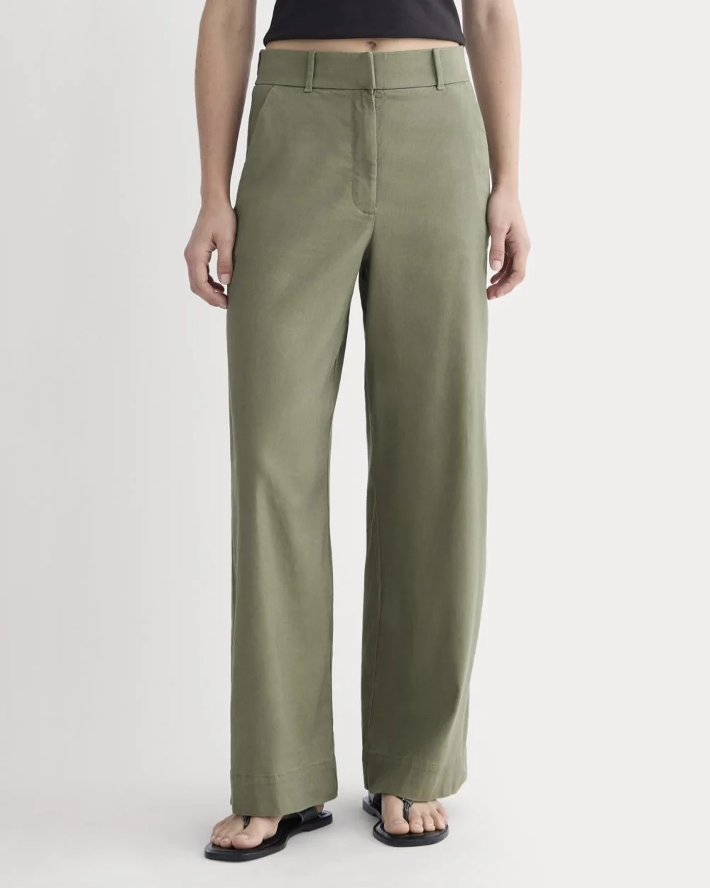 The Wide-Leg Pant in Stretch Linen | Lichen Green (2)