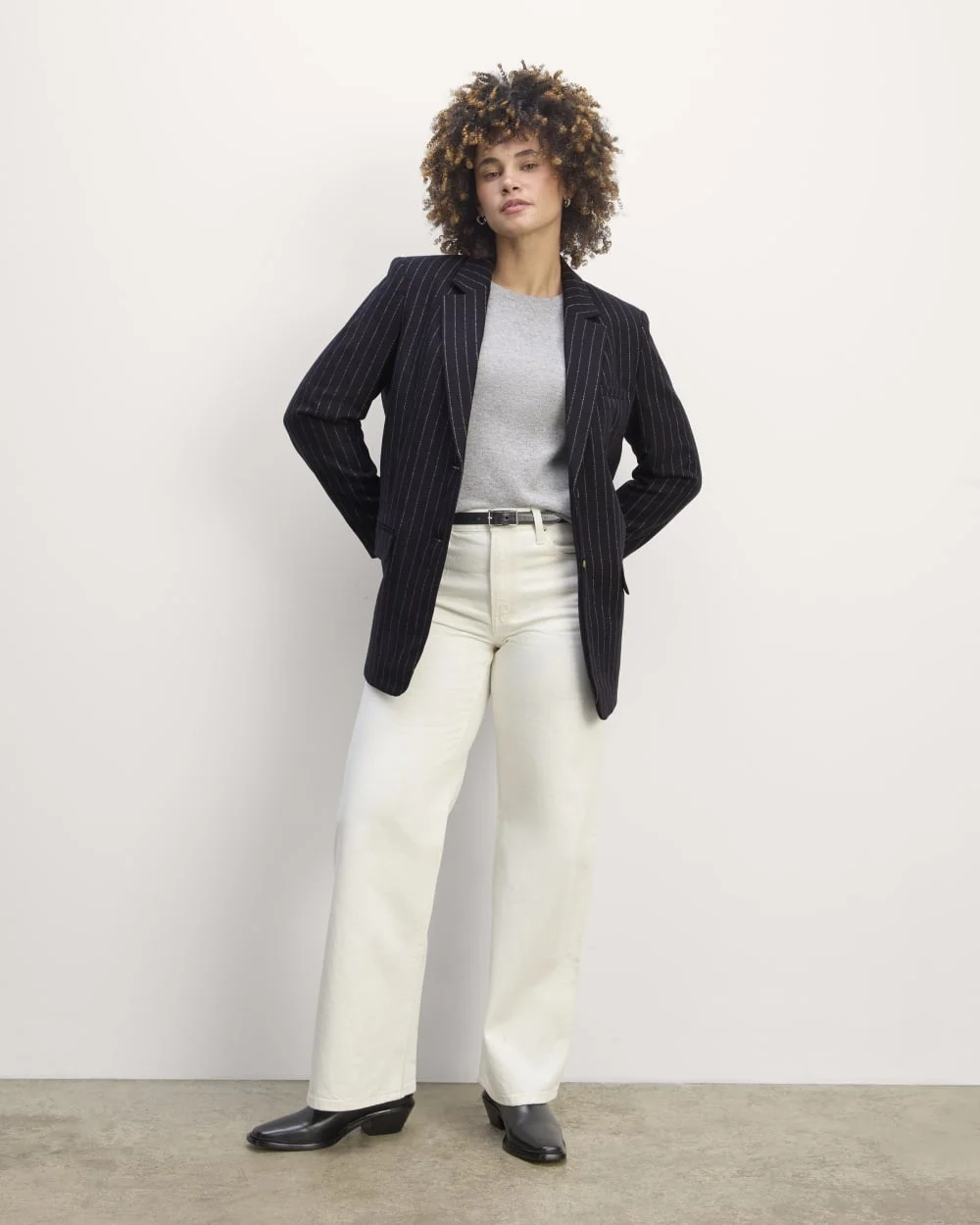 The Oversized Blazer in Wool | Navy / White (2)