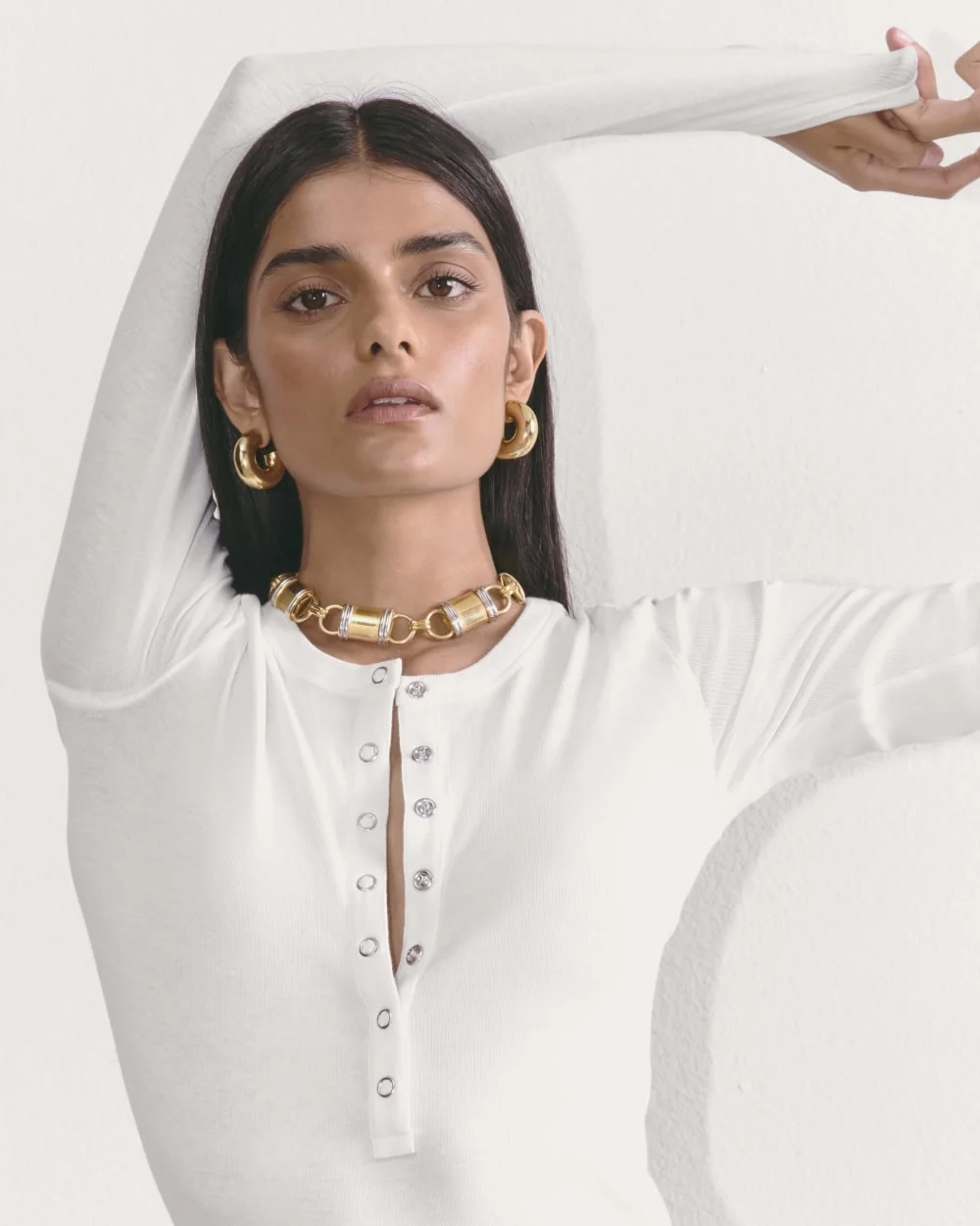 The Luxe Rib Henley | White (2)