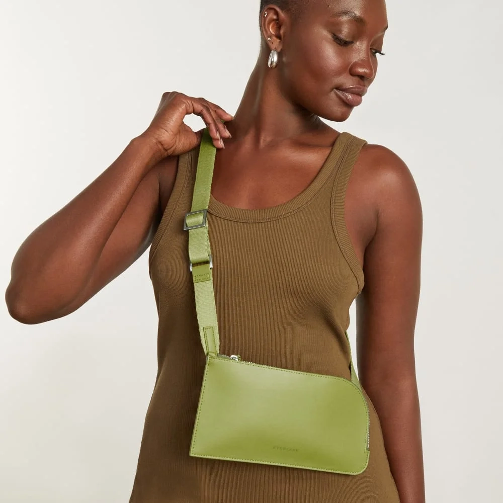 The Cactus Leather Sling Bag | Pepper (2)