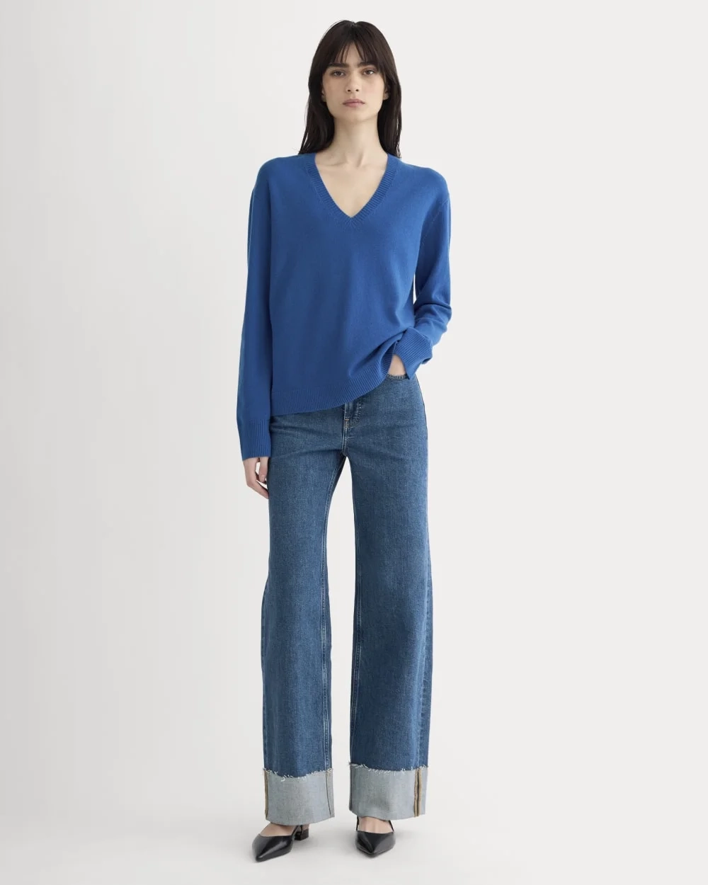 The Classic V in Cashmere | Classic Blue (2)