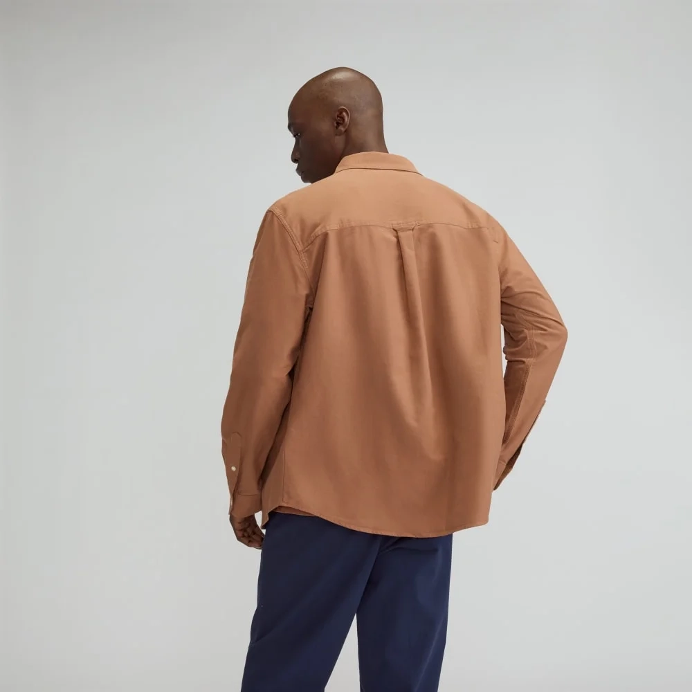 The Organic Oxford Relaxed Utility Shirt | Carob Brown (3)