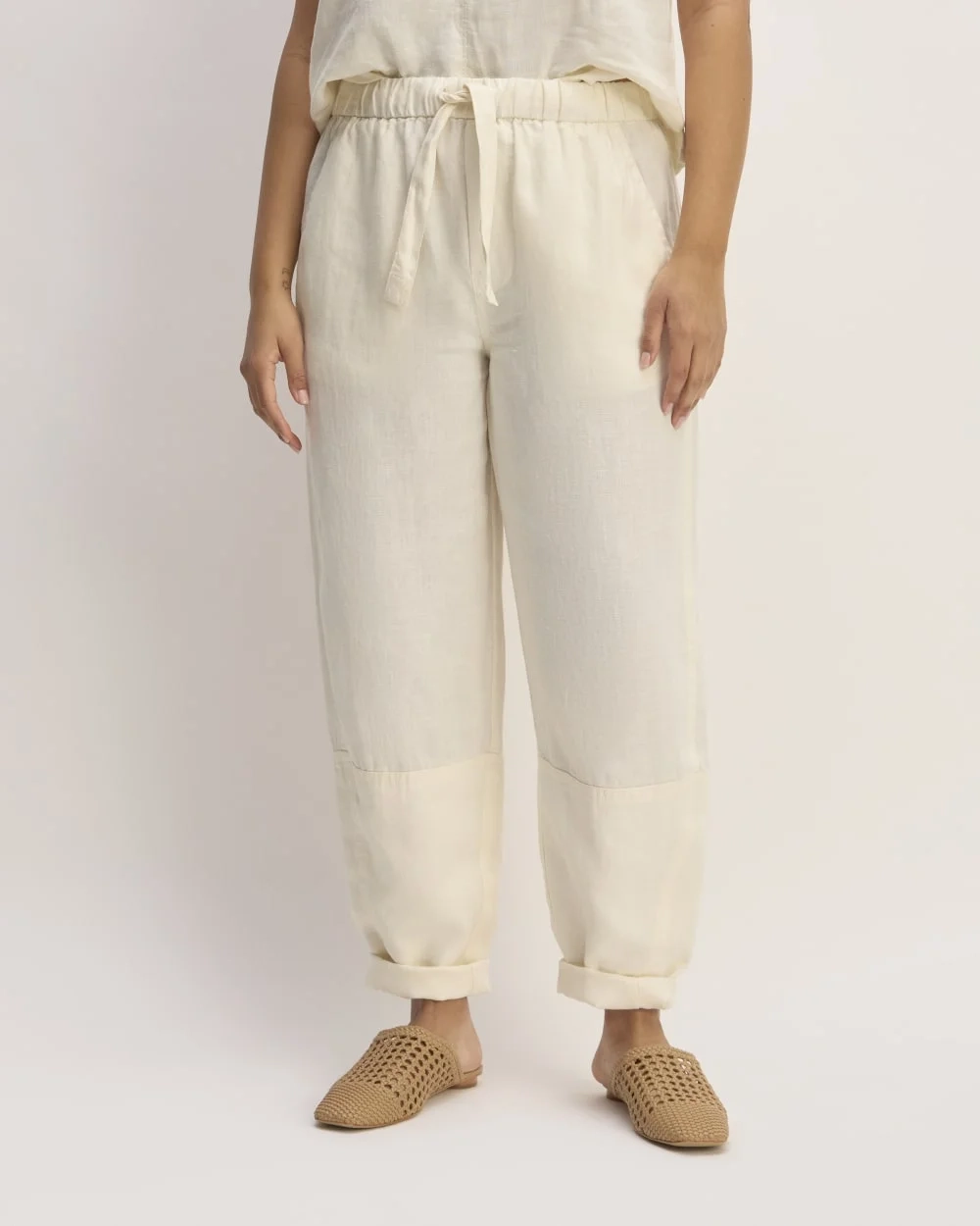 The Linen Pull-On Barrel Pant | Bone (2)