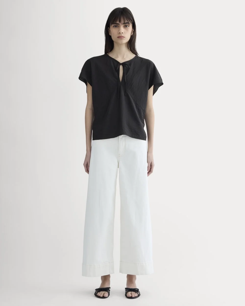 The Keyhole Top | Black (2)