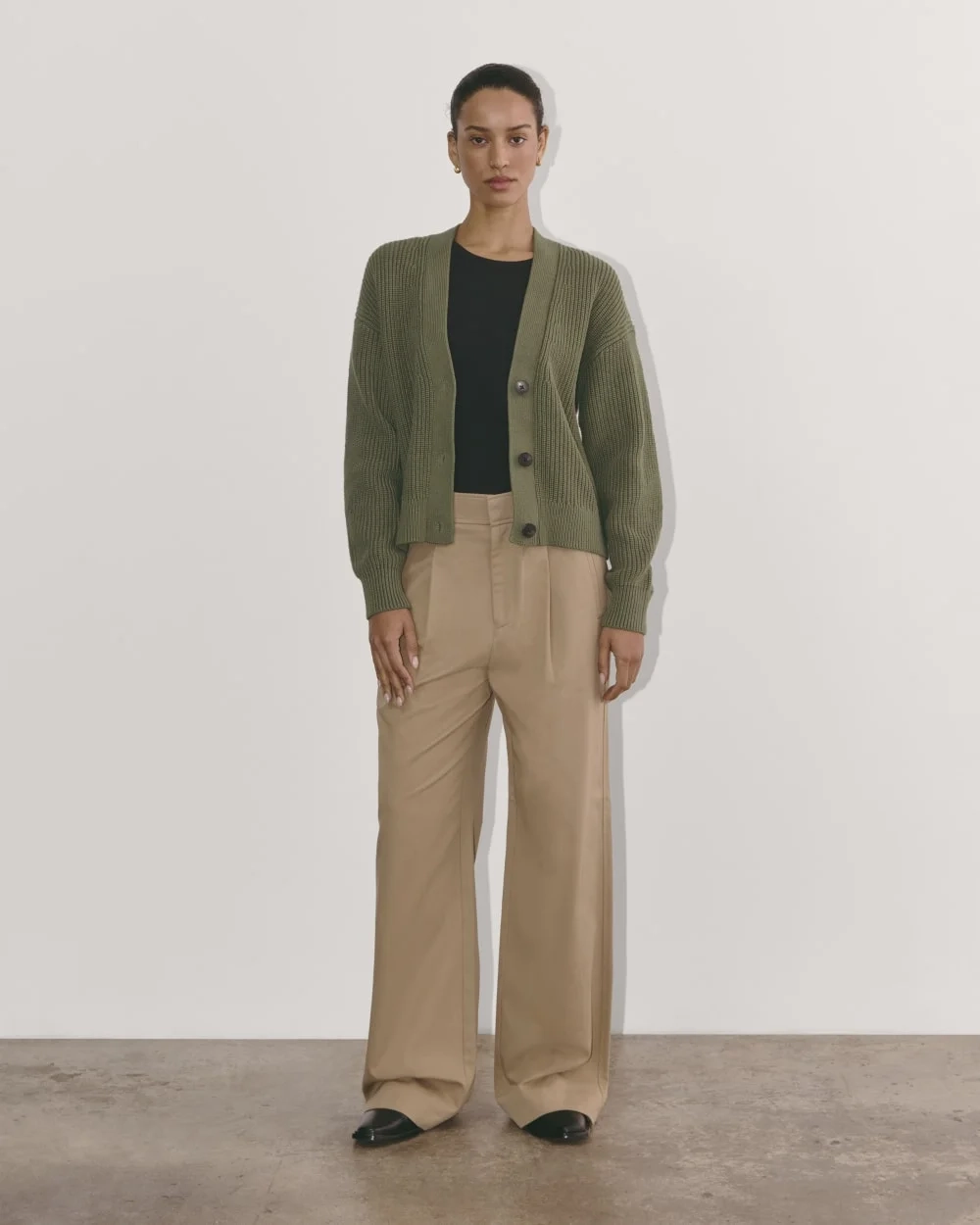 The Boxy Cardigan in Everyday Cotton | Kalamata (2)