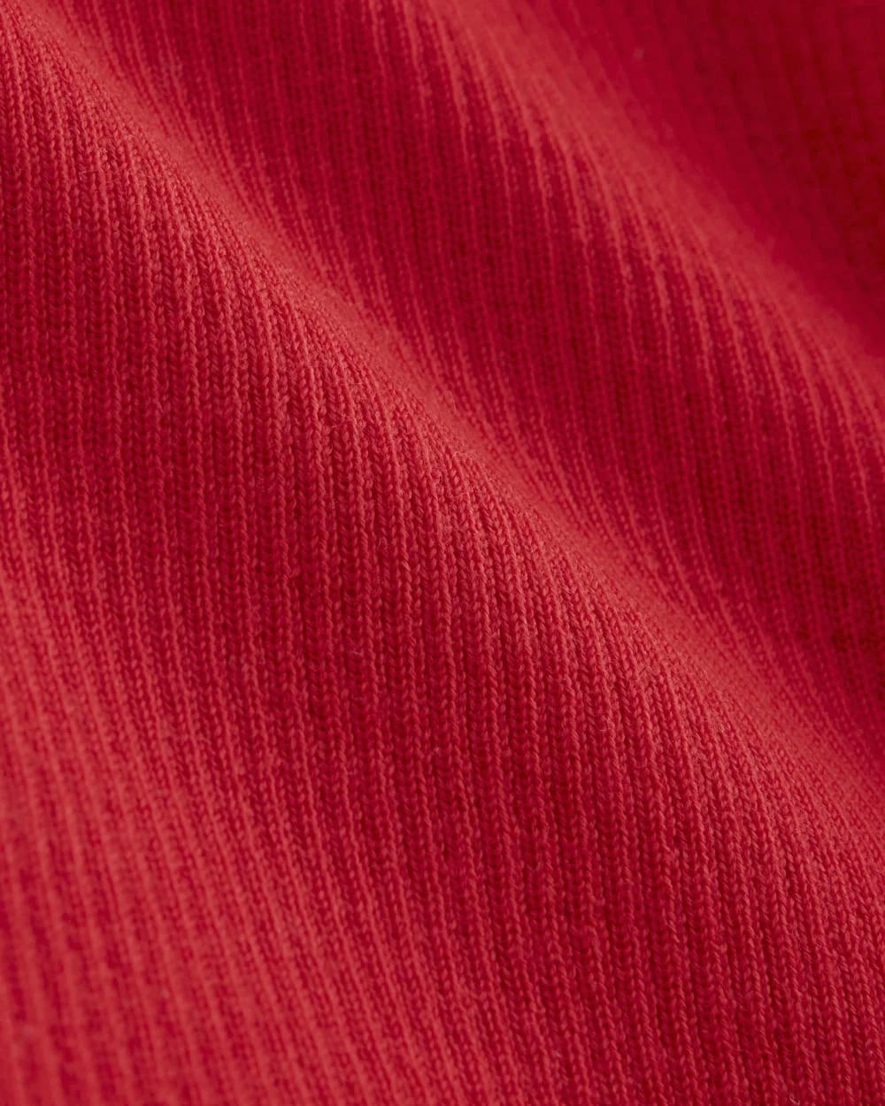 The Cardigan in Ultrasoft Merino | Classic Red (2)