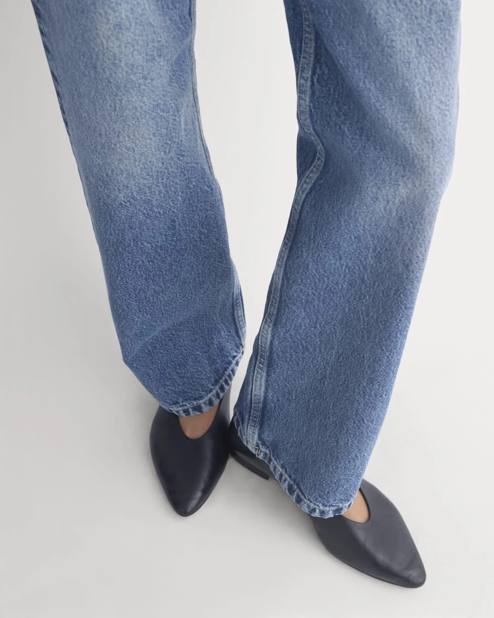 Everlane x Elena Bonvicini La Brea Low-Rise Baggy Jean | Blue Bird Indigo (3)