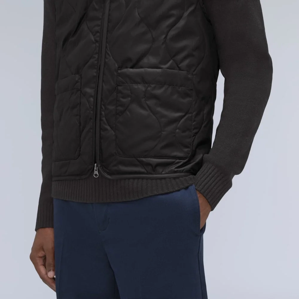 The ReNew Liner Vest | Black (2)