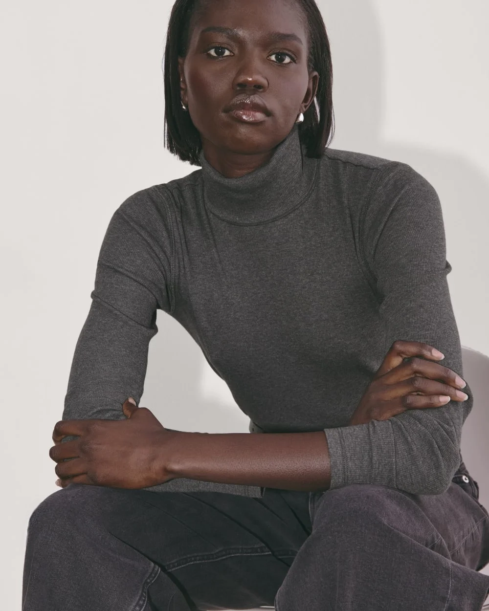 The Luxe Rib Turtleneck | Heathered Soot (2)