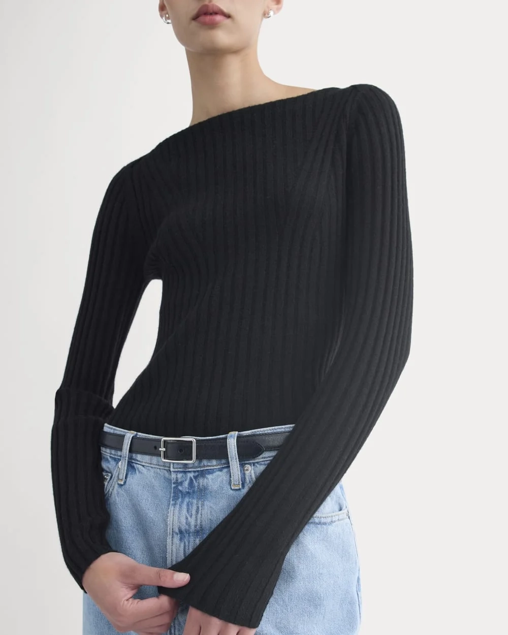Cashmere Ribbed Boat-Neck Sweater | Black (2)