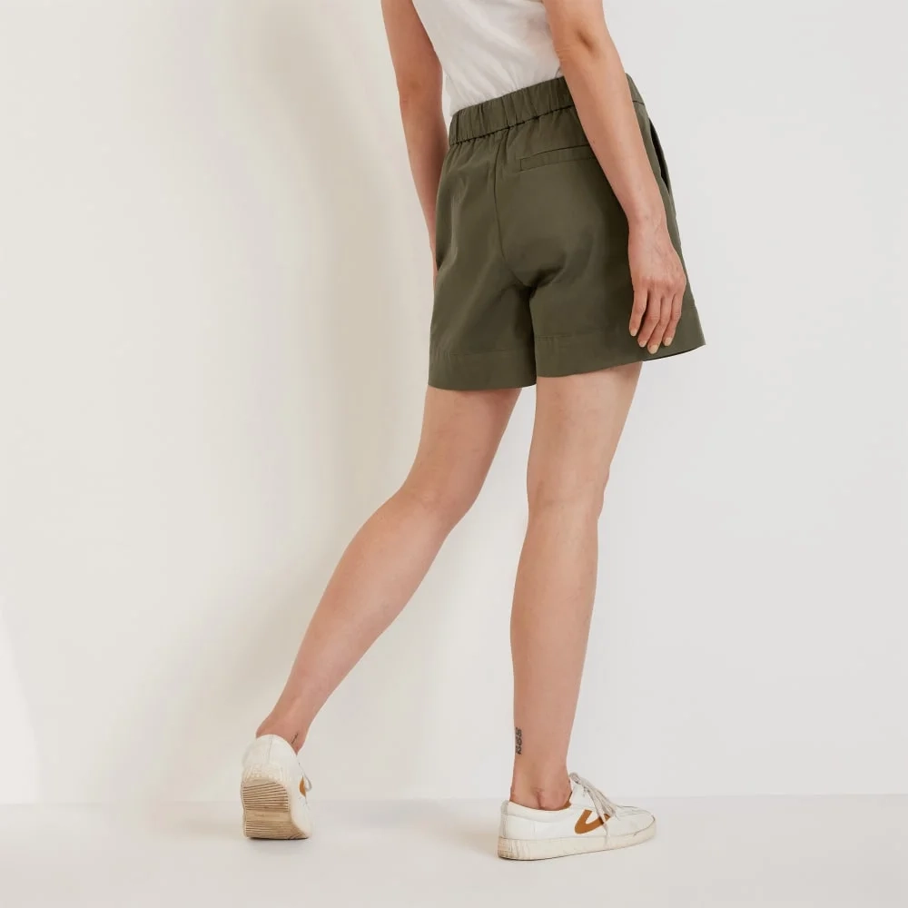 The Easy Short | Kalamata (2)