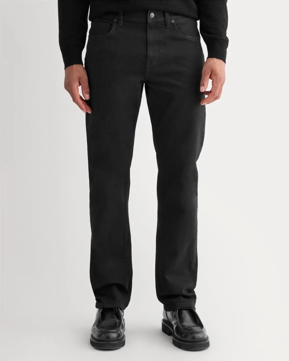 Straight-Leg Stretch Jean |  Black (4)