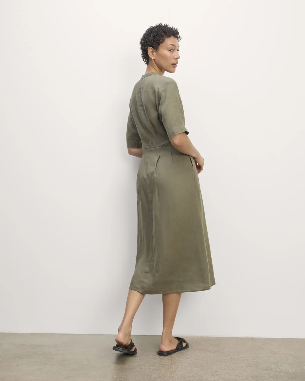 The Frolic Dress in Linen | Kalamata (2)