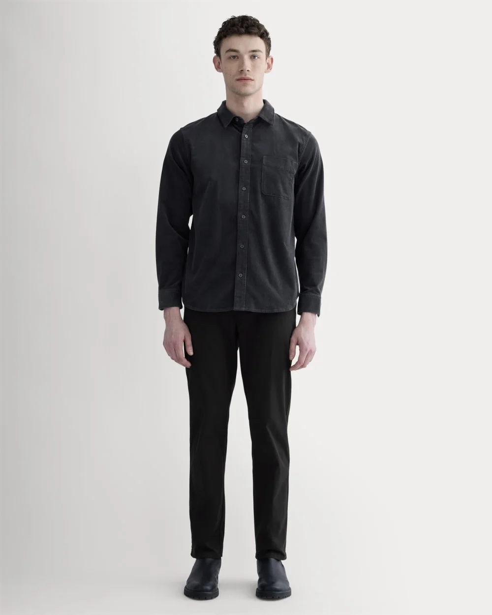 The Classic Shirt in Corduroy | Graphite (3)
