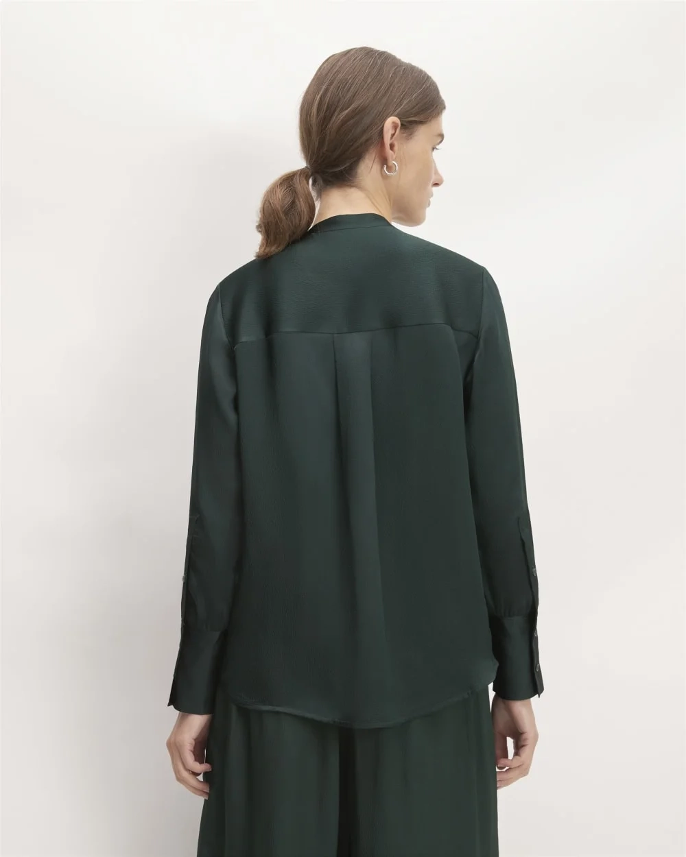 The Hammered Satin Popover Shirt | Scarab (3)
