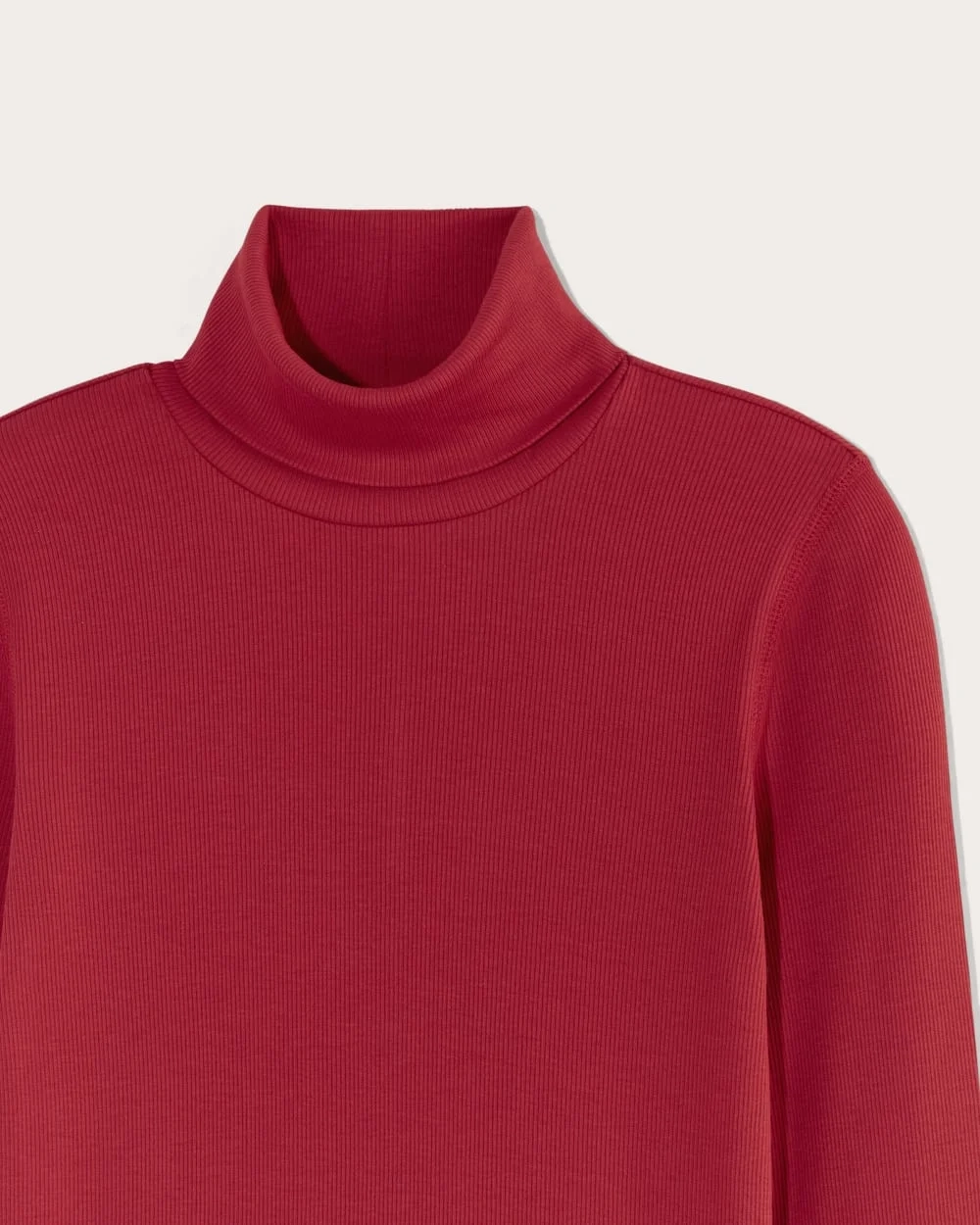 The Luxe Rib Turtleneck | Berry Red (2)